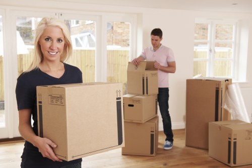 Short-term storage space for household items in Upminsterbridge