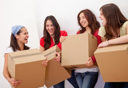 Professional storage unit for furniture items